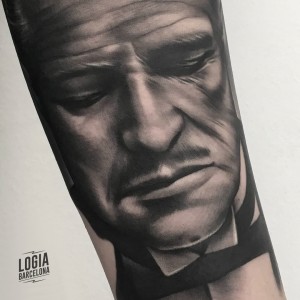 tatuaje_brazo_elpadrino_Logia_Barcelona_Pablo_Munilla        
